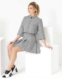 Bijoux Flared Sleeve Bolero Jacket -Trendify Shop madcap womens bolero suit harle2 43787.1661268459 1